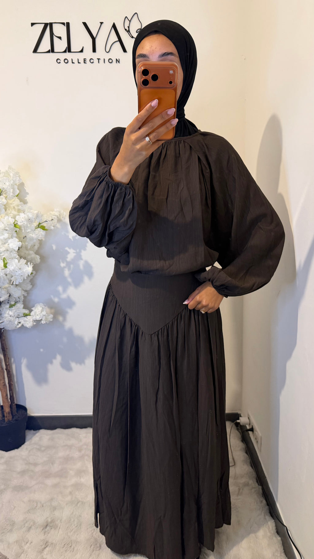 Ensemble jupe avec détails